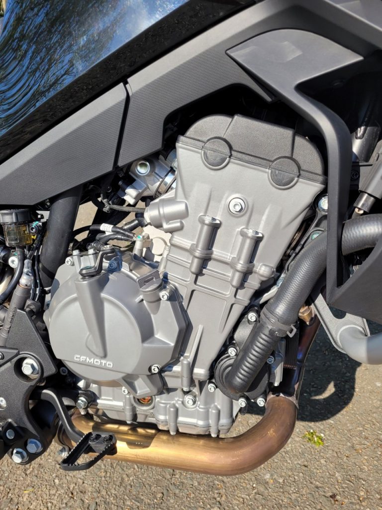 CF Moto 800 MT Sport, et pourquoi pas ?