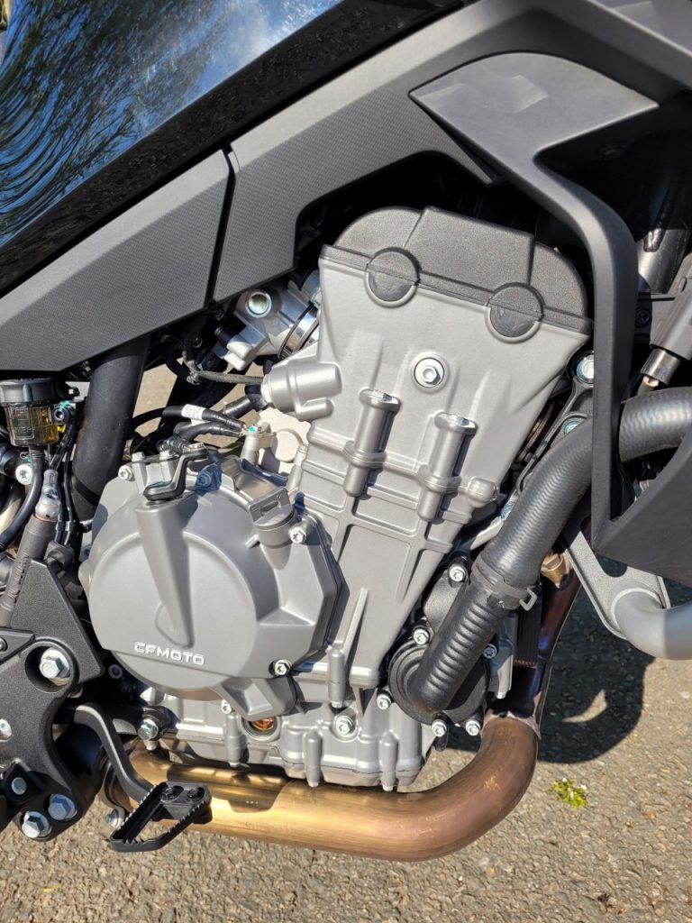 CF Moto 800 MT Sport, et pourquoi pas ?