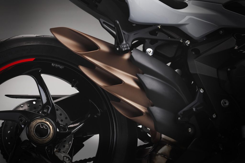 MV Agusta F3RR: supersport au quotidien?