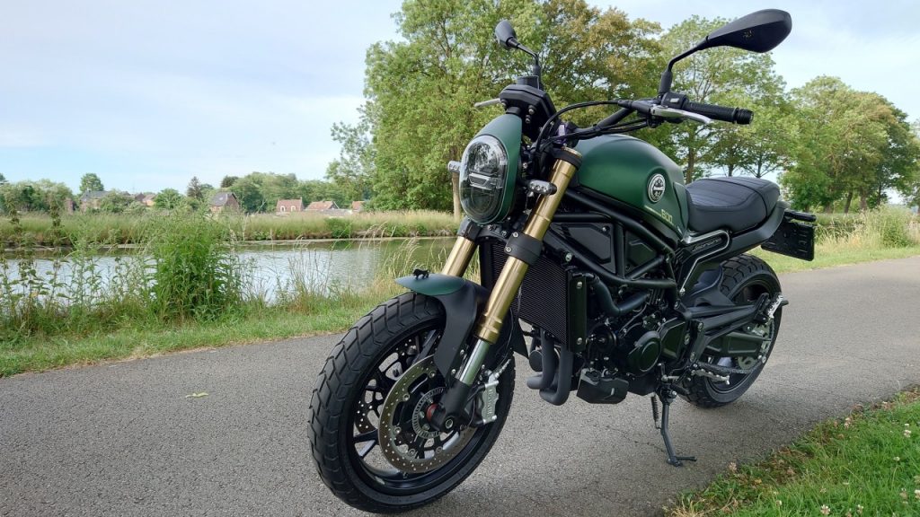 Benelli Leoncino 800: le lionceau a les crocs