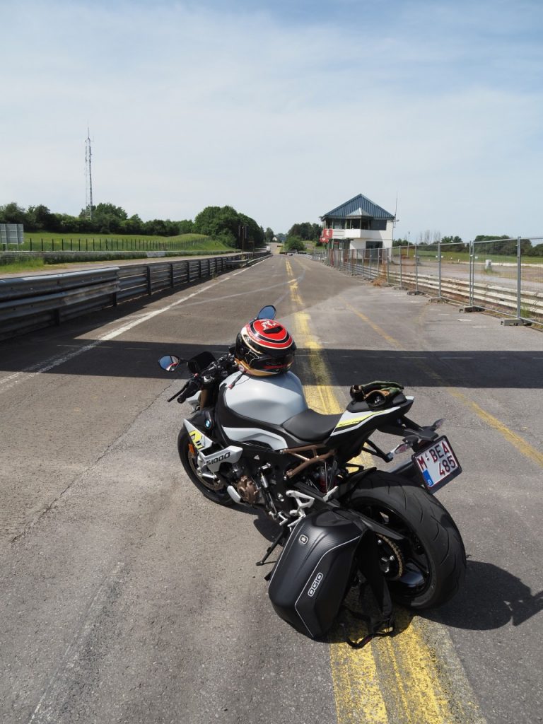 BMW S1000R, un roadster de précision !