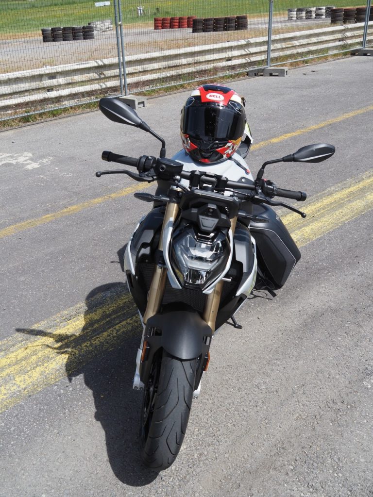 BMW S1000R, un roadster de précision !