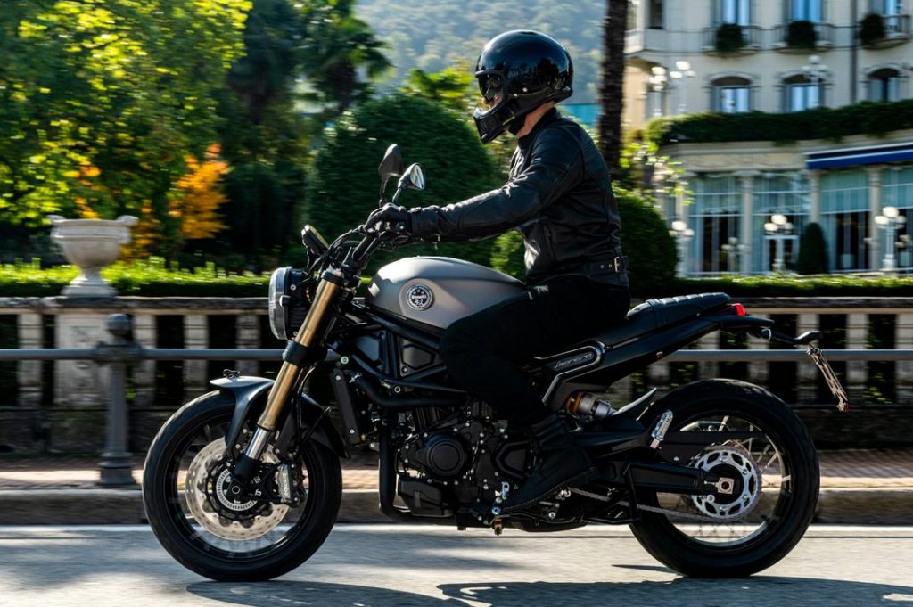 Benelli Leoncino 800: le lionceau a les crocs