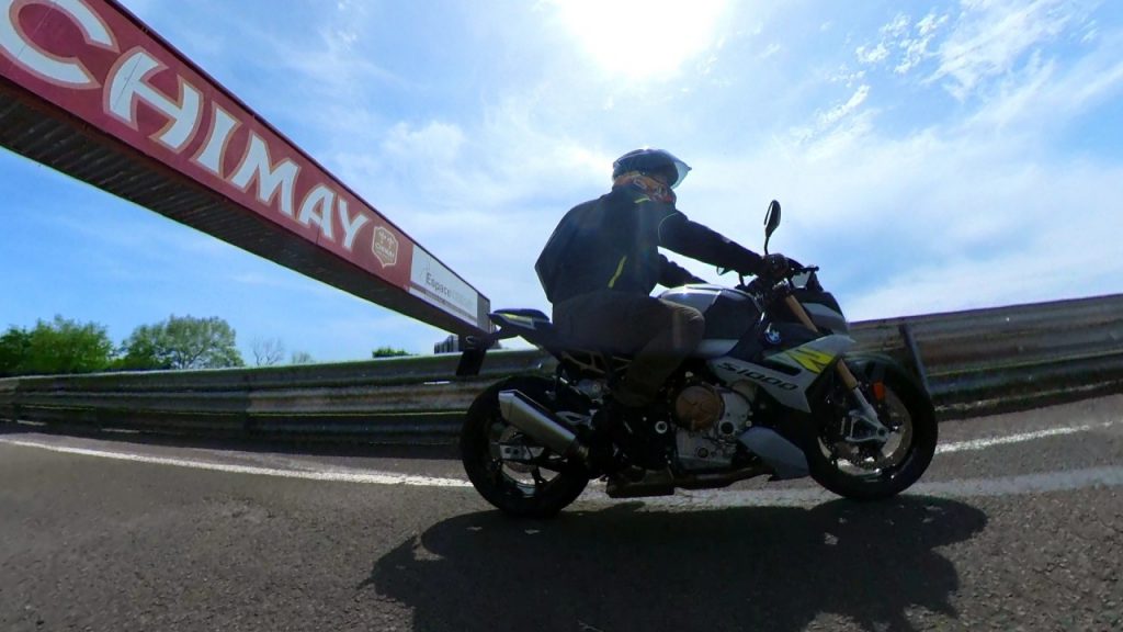 BMW S1000R, un roadster de précision !