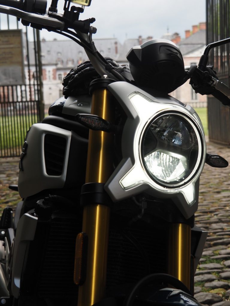 Pour profiter de vos sorties, la CF-Moto 700 CL-X Heritage