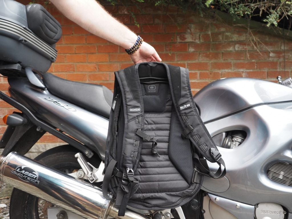 Sac à dos vraiment pour le motard - Ogio No Drag Mach 5 (+ vidéo) P7264257-1024x768