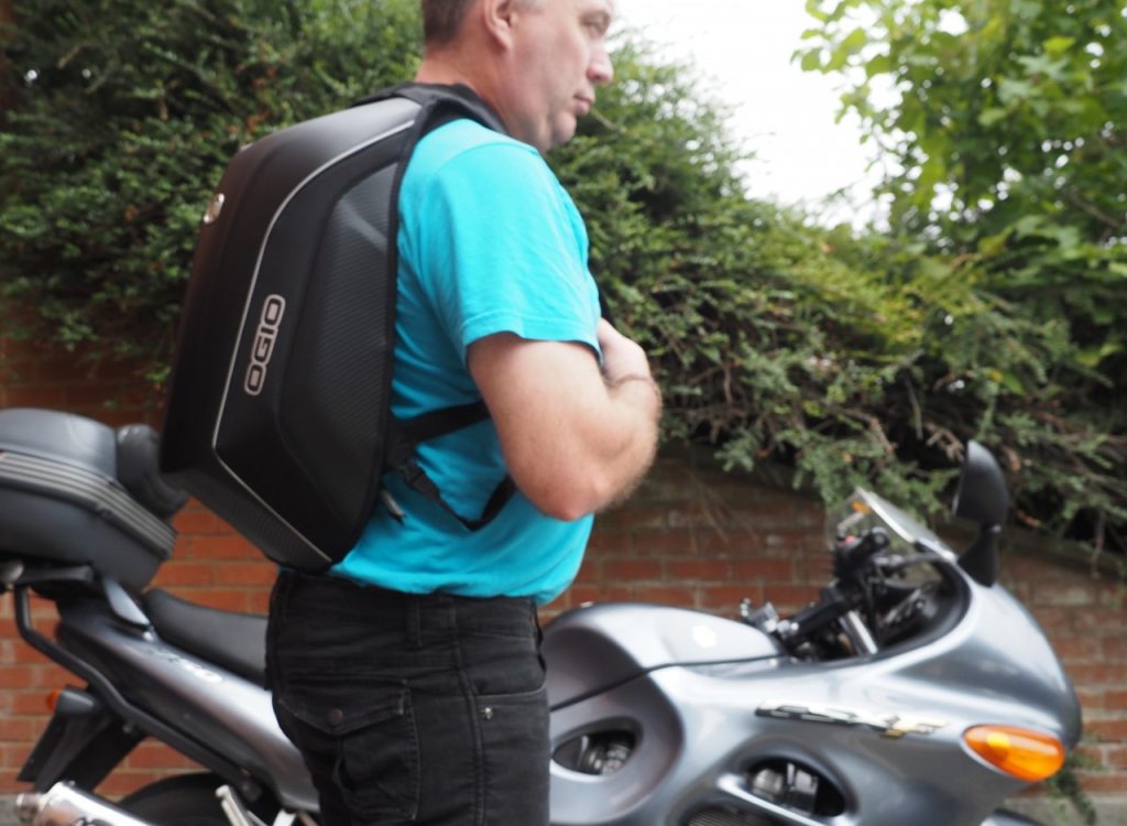 Un sac à dos vraiment prévu pour le motard, le Ogio No Drag Mach 5