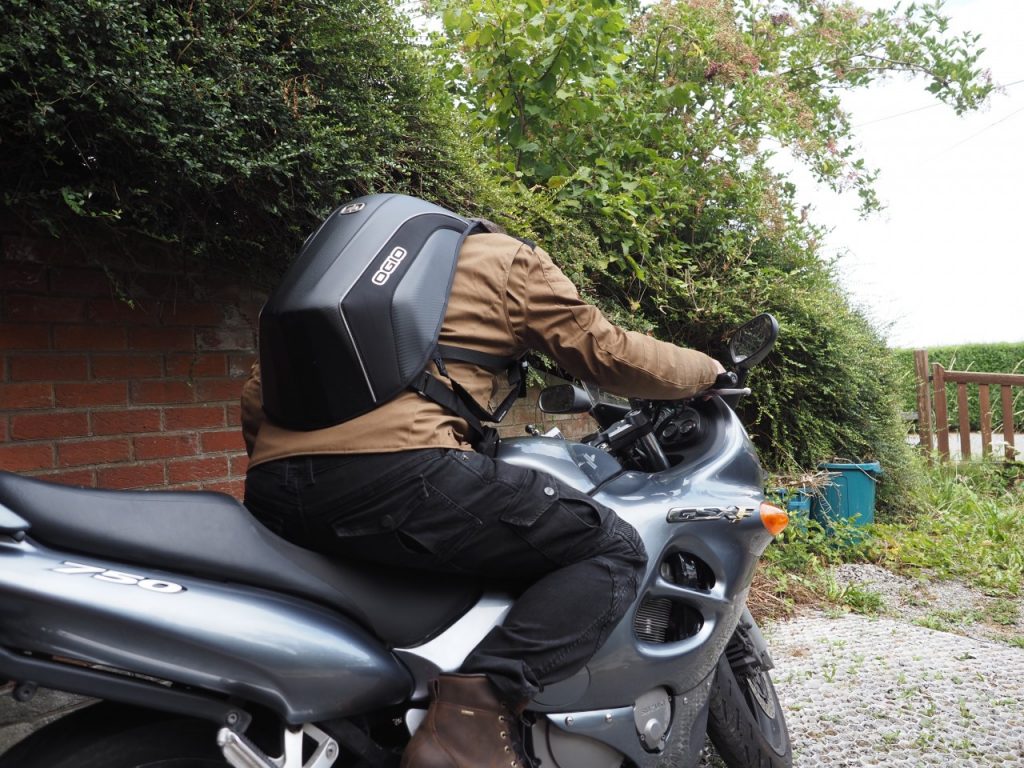 Un sac à dos vraiment prévu pour le motard, le Ogio No Drag Mach 5