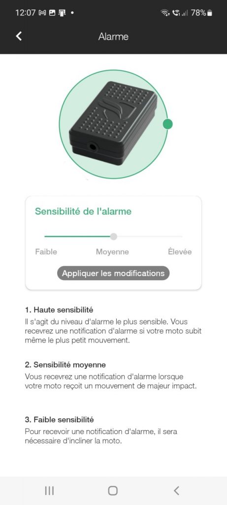 Komobi, le traqueur GPS intelligent qui protège votre moto.