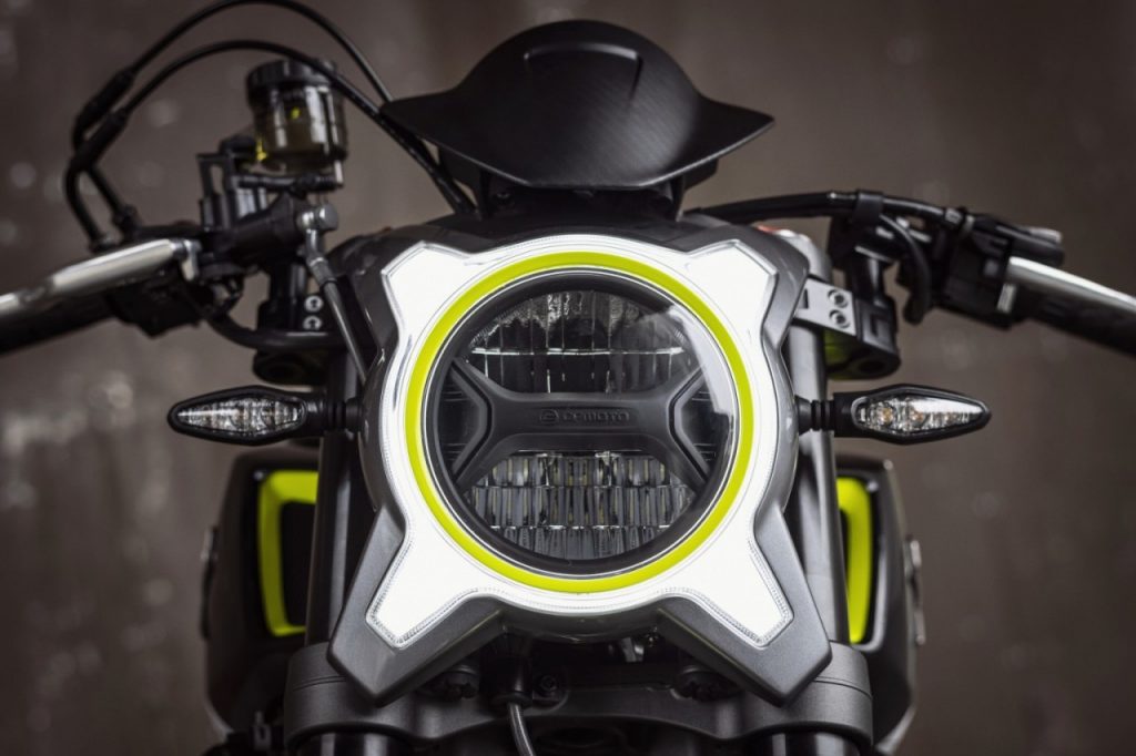 CF Moto CL-X 700 Sport, électron libre des Néo-rétros