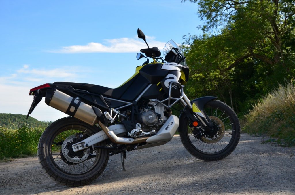 Aprilia Tuareg 660 : la transalpine revient en force.