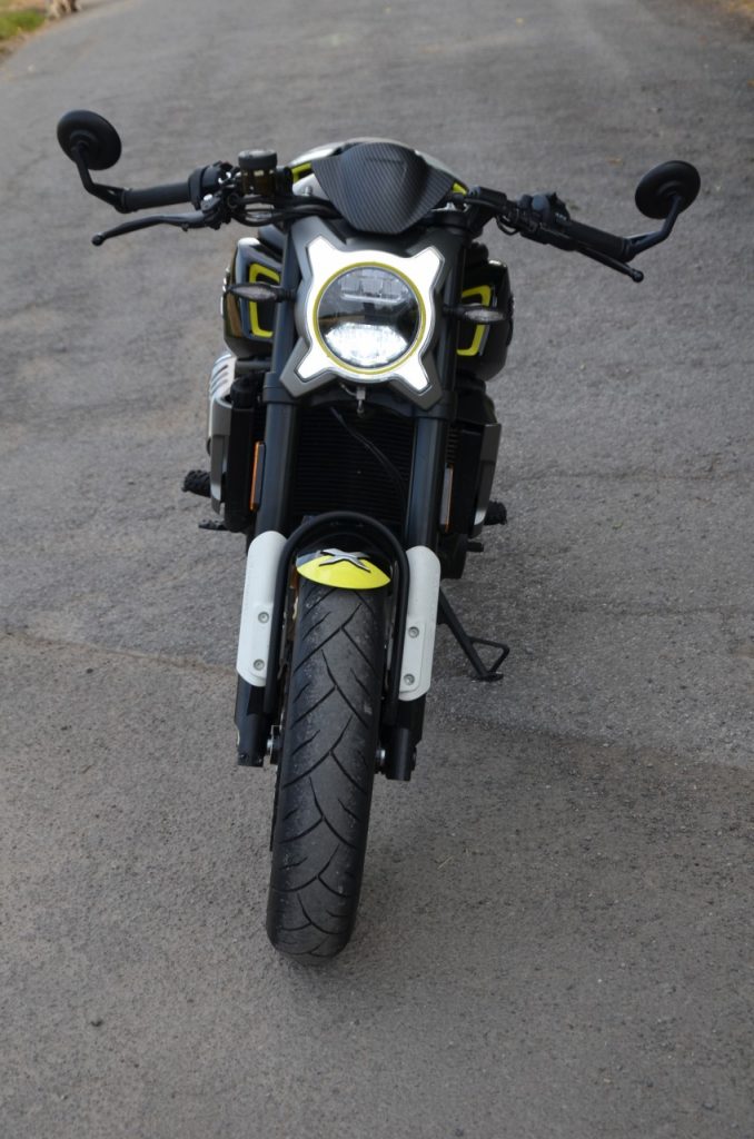 CF Moto CL-X 700 Sport, électron libre des Néo-rétros