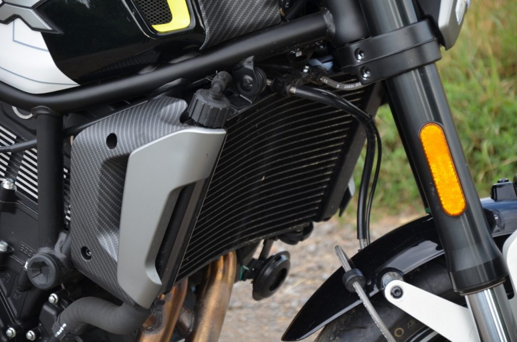 CF Moto CL-X 700 Sport, électron libre des Néo-rétros