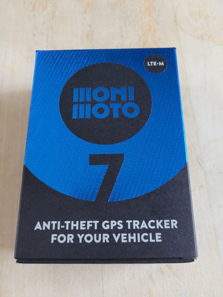 Traceur GPS Moto Monimoto 7, simple et efficace.