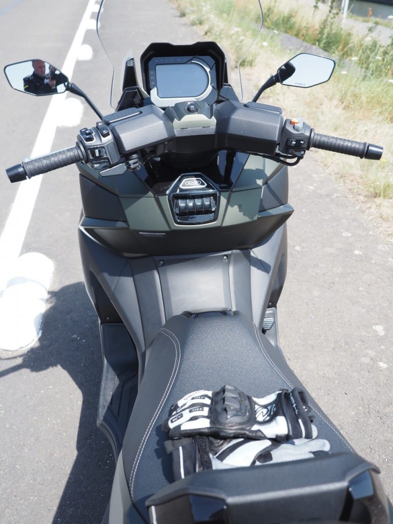 Kymco CV3, trois roues pour un big scooter