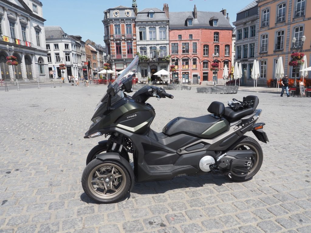 Kymco CV3, trois roues pour un big scooter