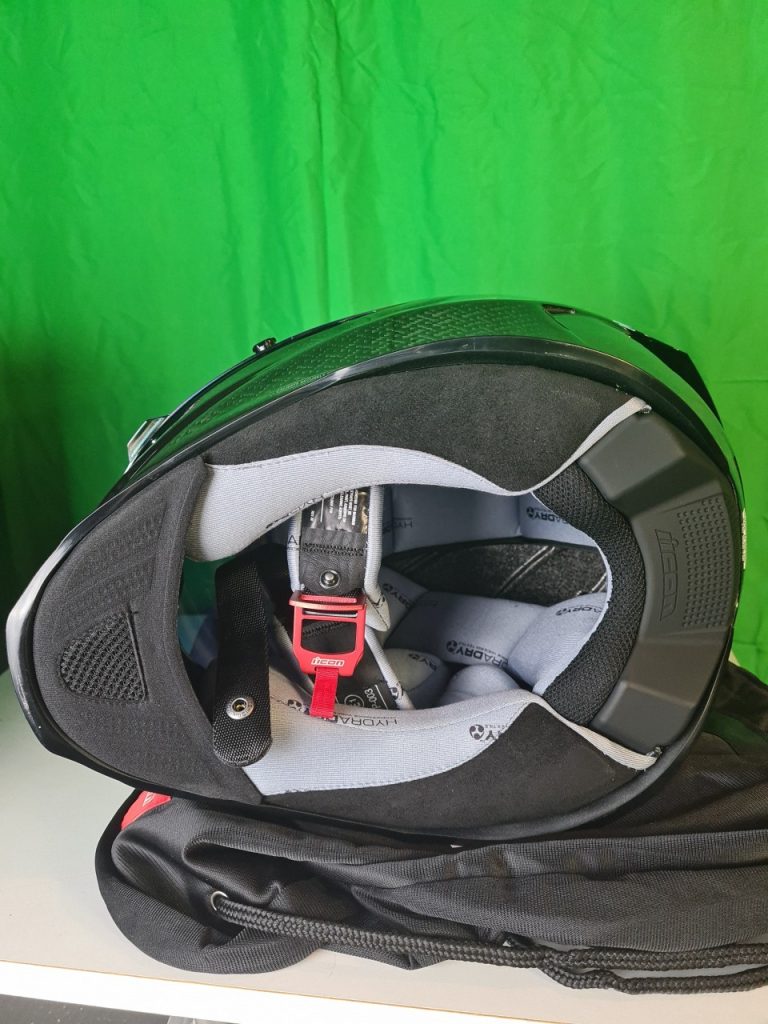 Icon Airframe Pro Carbon red, la claque d’un intégral carbone