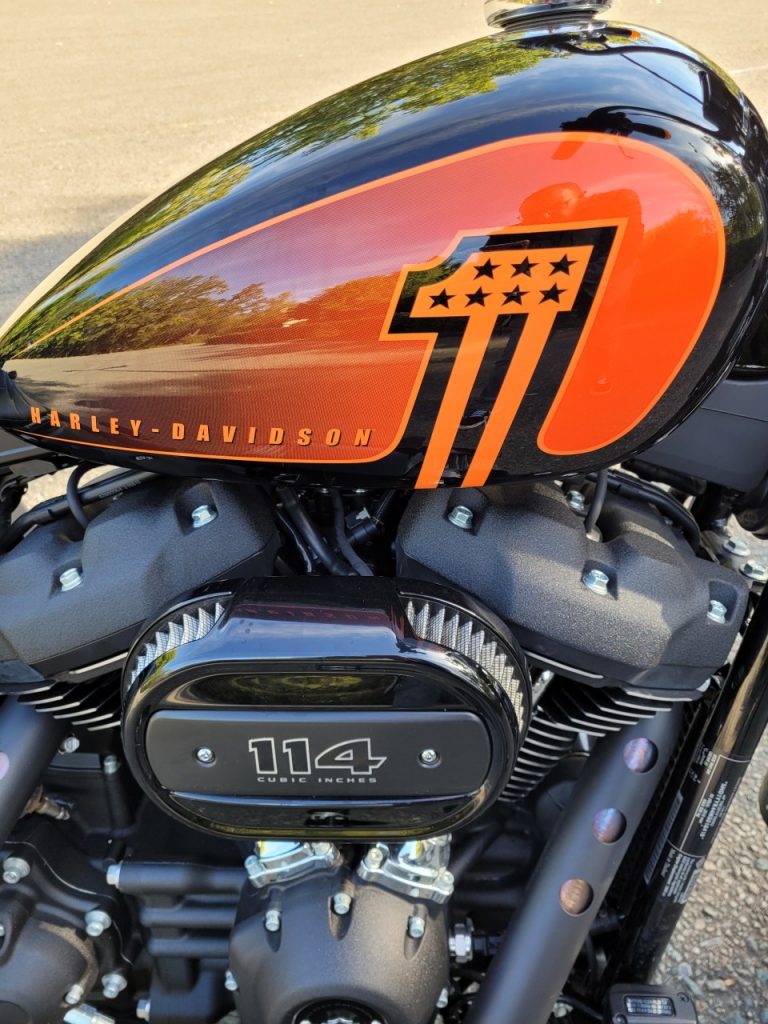 Harley Davidson Street Bob 114ci, L’essence du métal.