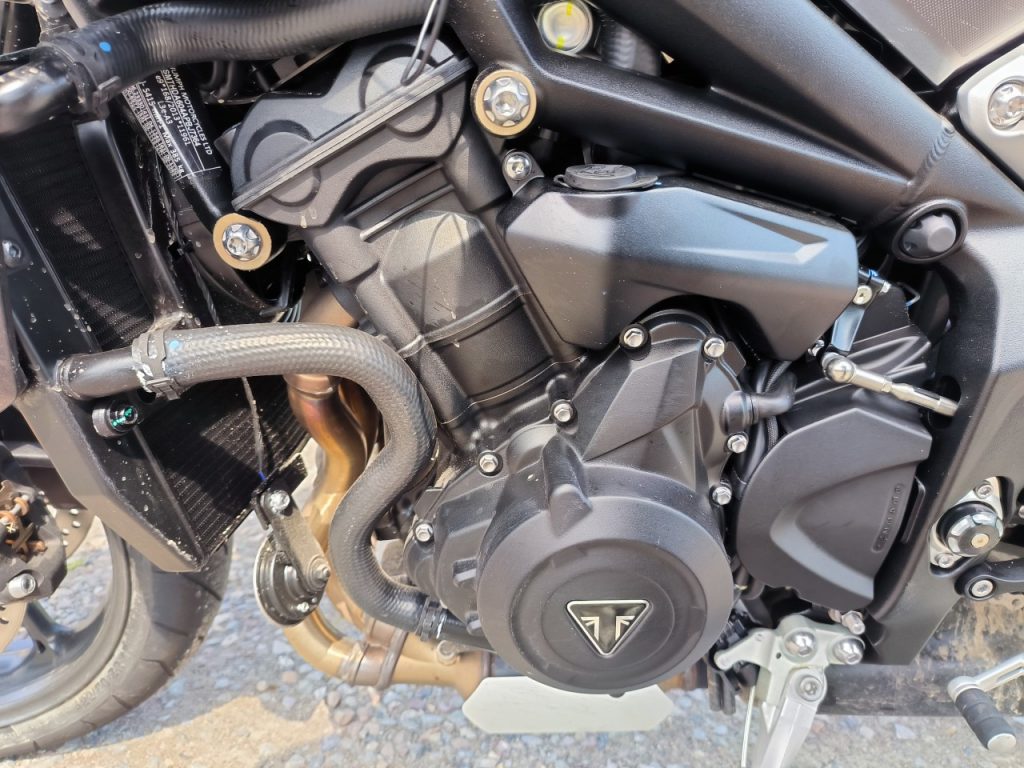 Triumph Street Triple 765 : le roadster