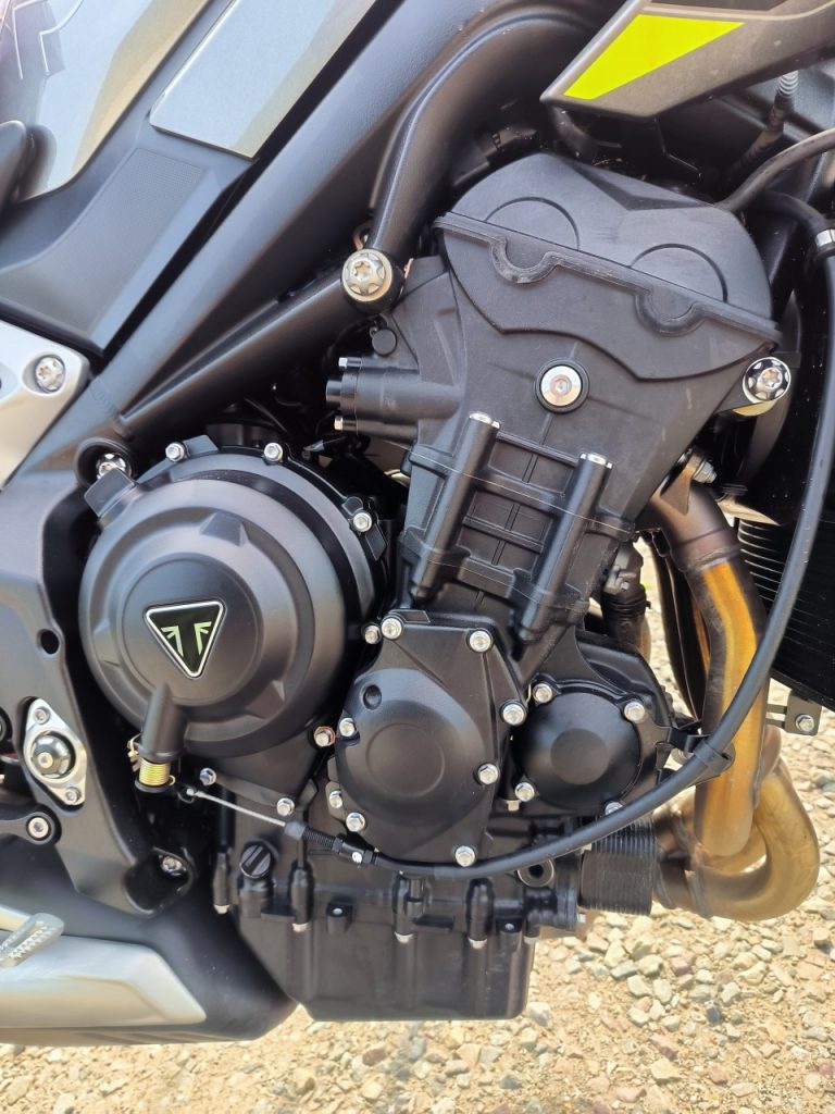 Triumph Street Triple 765 : le roadster