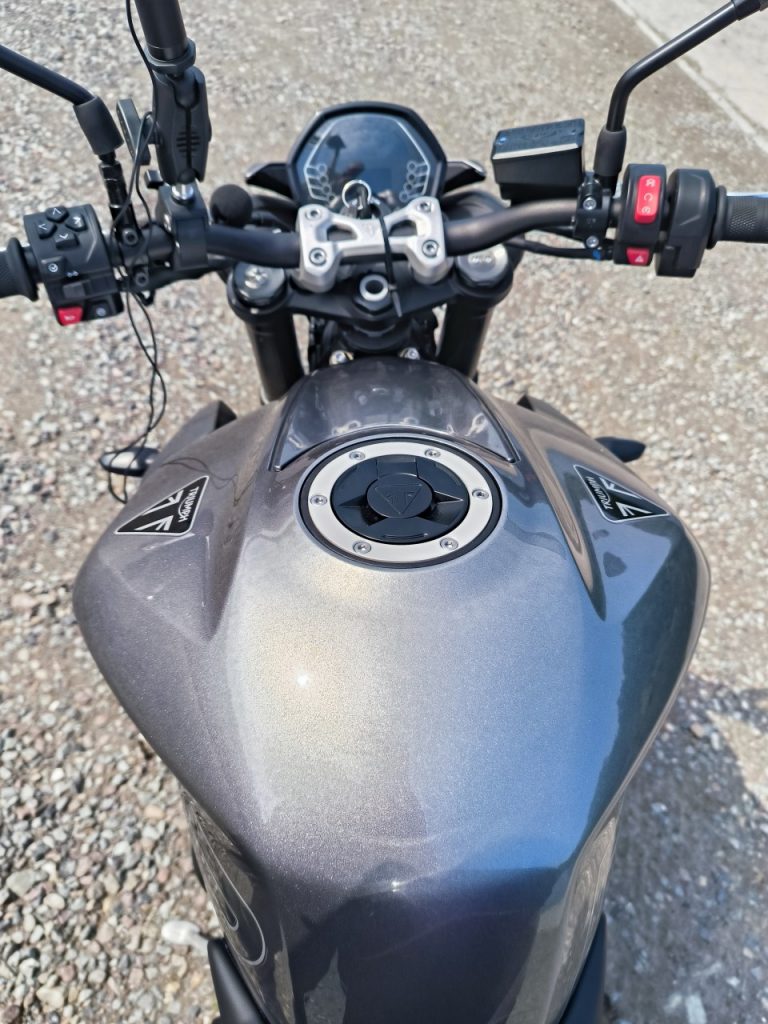 Triumph Street Triple 765 : le roadster