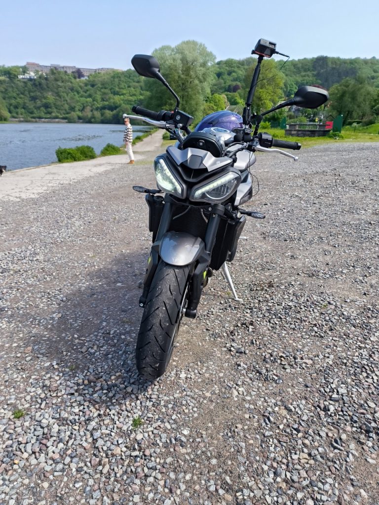 Triumph Street Triple 765 : le roadster