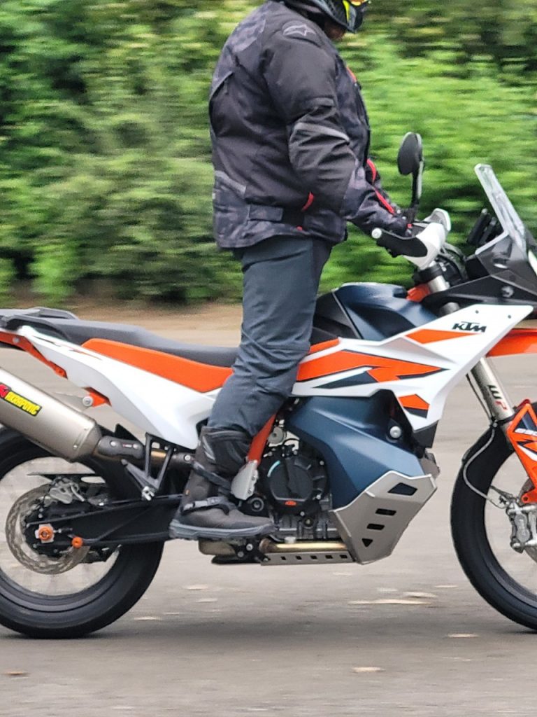 KTM 890 Adventure R, Evolution sans révolution