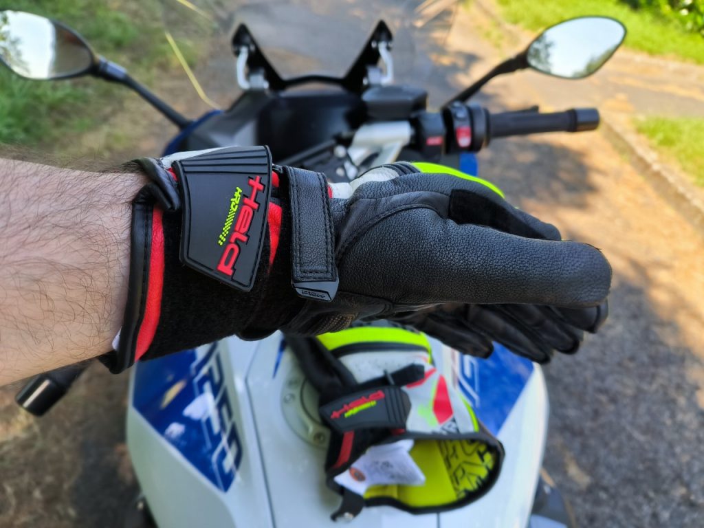 Held Akira RR des gants racing flashys !