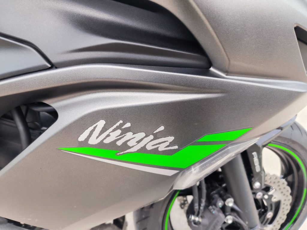 Kawasaki Ninja 650 Sport, sportive mais pas trop