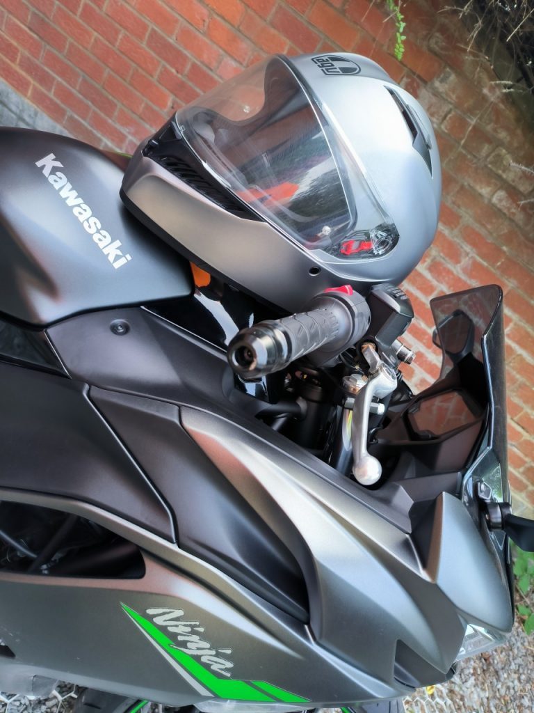 Kawasaki Ninja 650 Sport, sportive mais pas trop