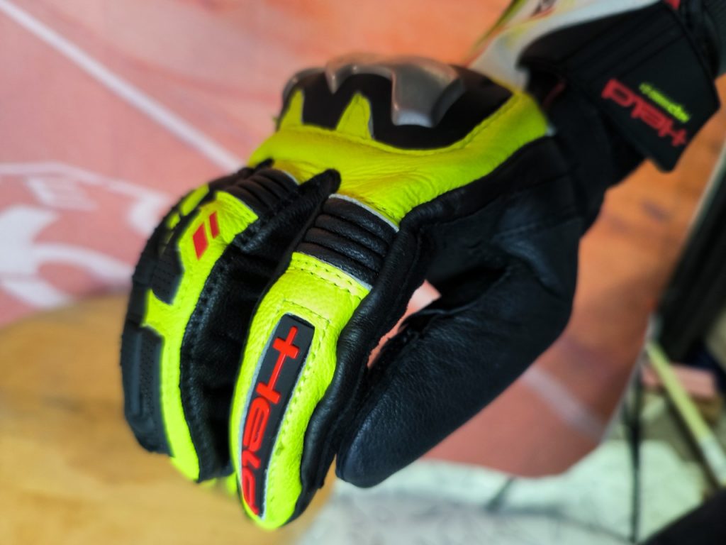 Held Akira RR des gants racing flashys !