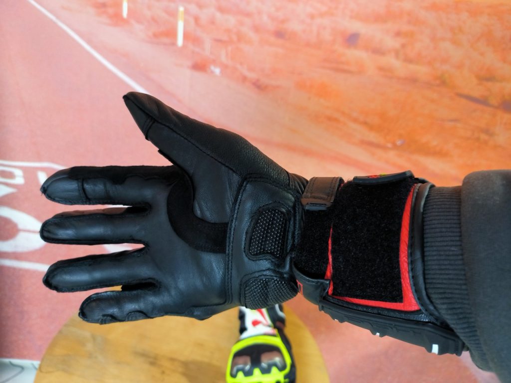 Held Akira RR des gants racing flashys !