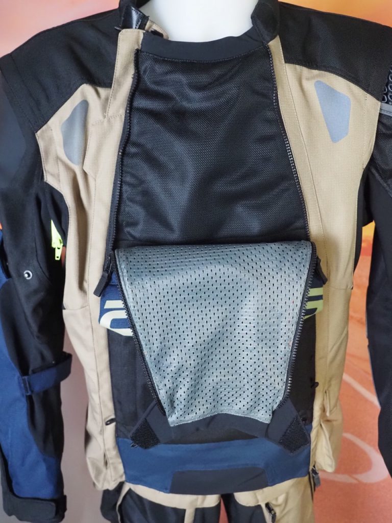 Alpinestars Halo Drystar, la tenue d’un autre monde