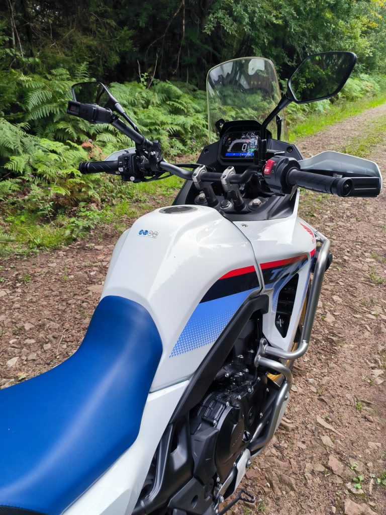 Honda Transalp 750, le retour du passe-partout ?