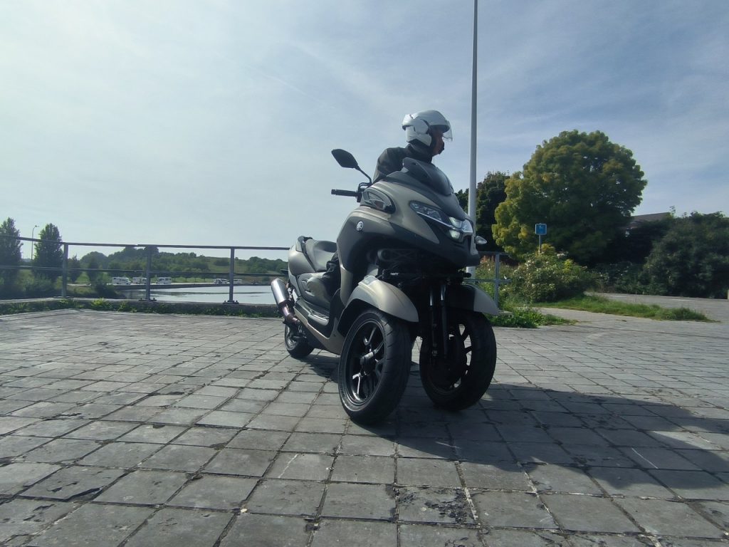 Mobilité urbaine, le Yamaha Tricity 300 plus, c&rsquo;est mieux