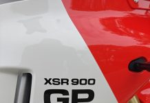 Yamaha XSR900 GP 2026, retour vers le futur